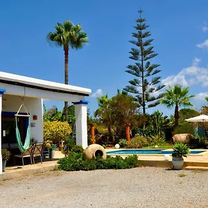 https://villa-can-blau-ibiza.ibizaislandhotels.net